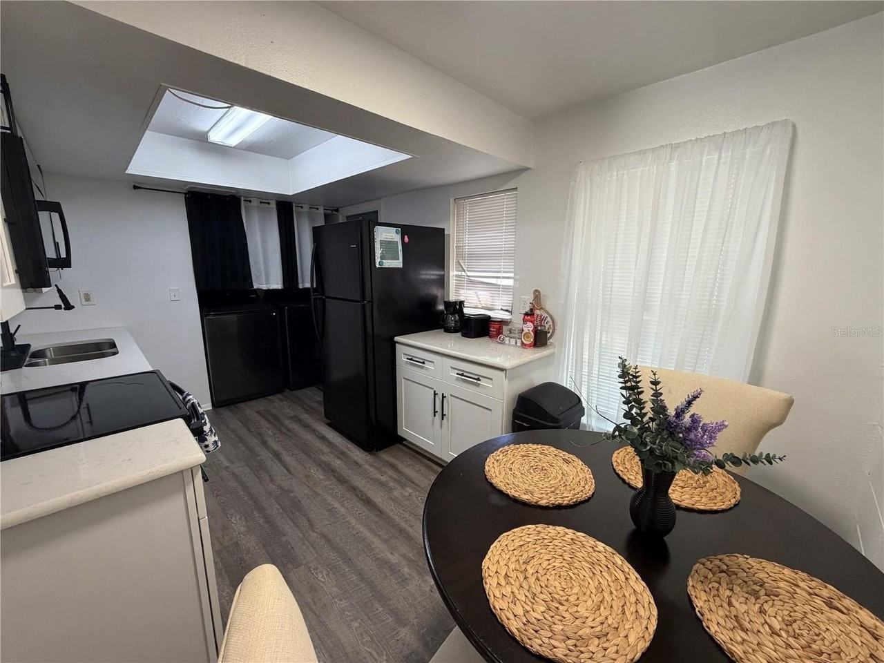 15219 Westminister Ave #B - Photo 4 of 11