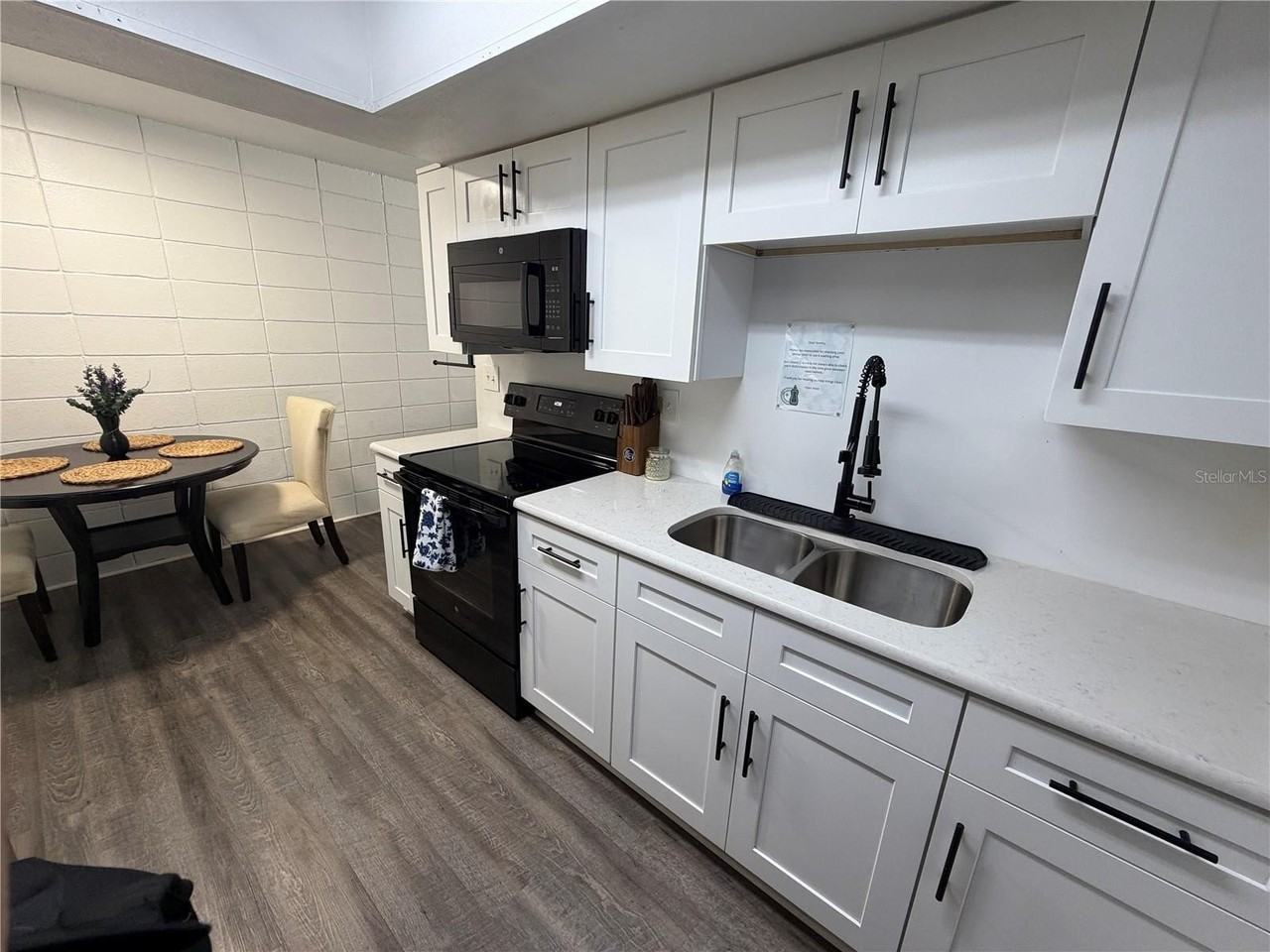 15219 Westminister Ave #B - Photo 7 of 11