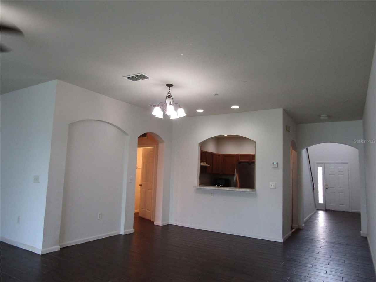 3108 Wentworth Ln - Photo 5 of 22