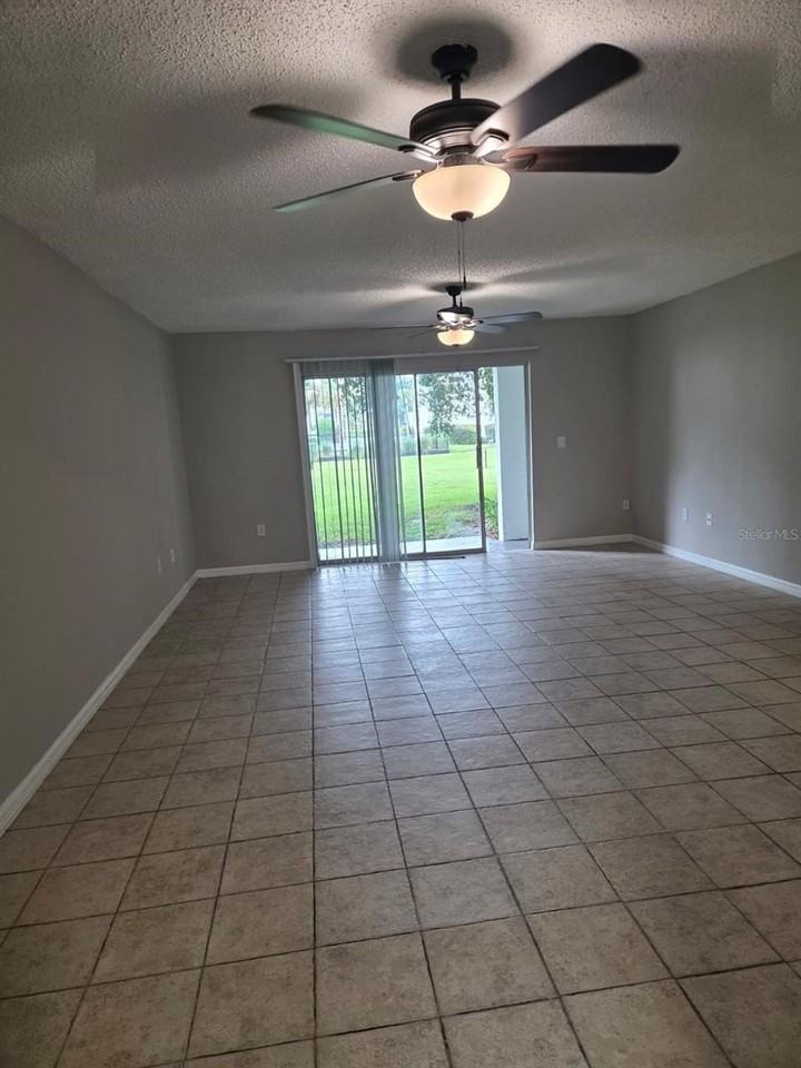 4203 S Semoran Blvd #4 - Photo 2 of 34
