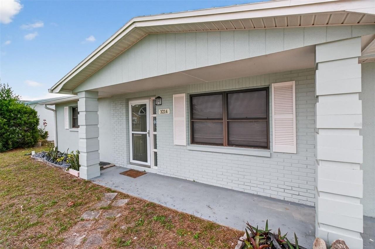 3214 Huntington Rd - Photo 2 of 25