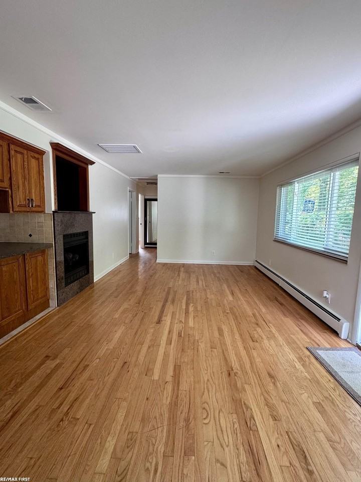 33711 Schneider Rd - Photo 5 of 26