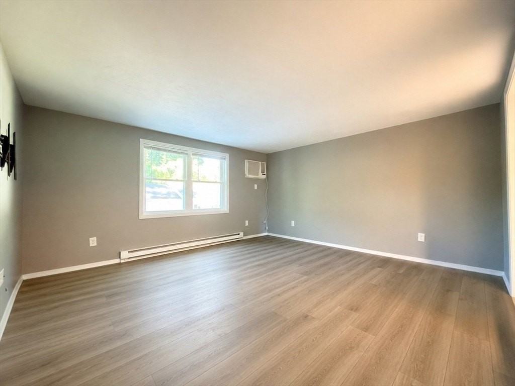 2 Annaberry Ln #D - Photo 2 of 17