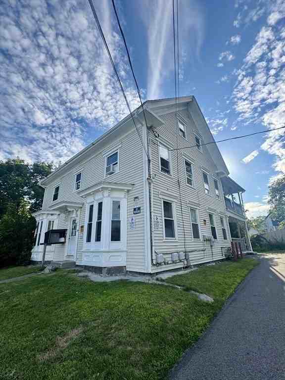 39 Perry Ave #1 - Photo 2 of 14