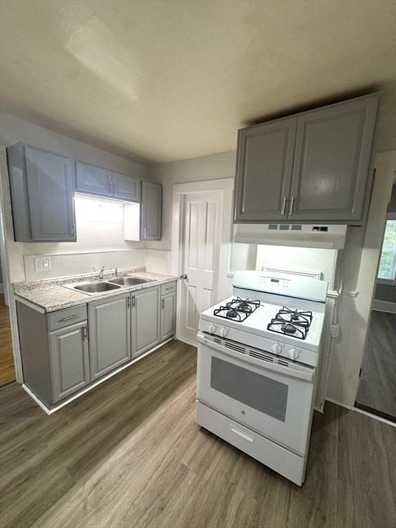 39 Perry Ave #1 - Photo 6 of 14