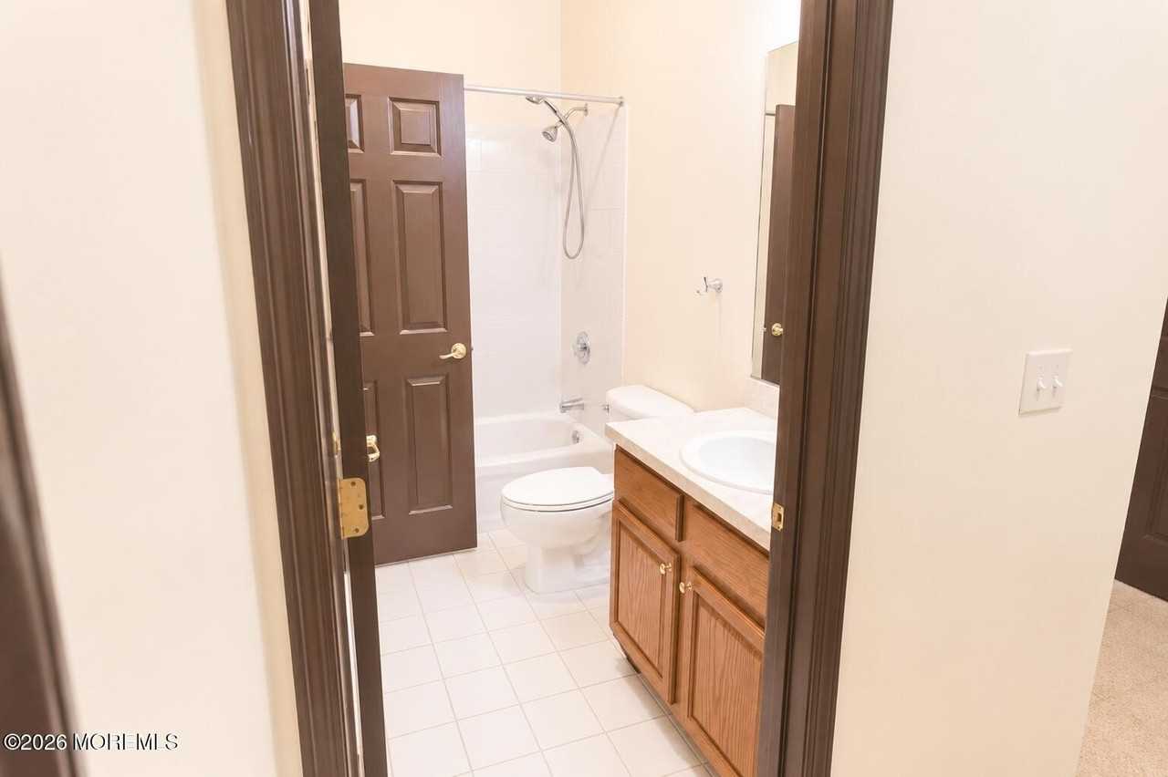 526 Saint Andrews Pl - Photo 5 of 23