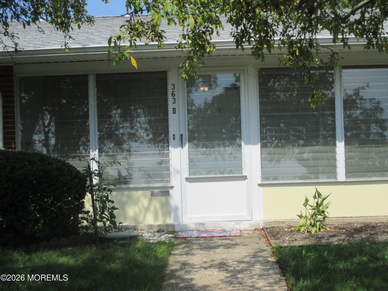 363B Chesterfield Ct #363B - Photo 3 of 35