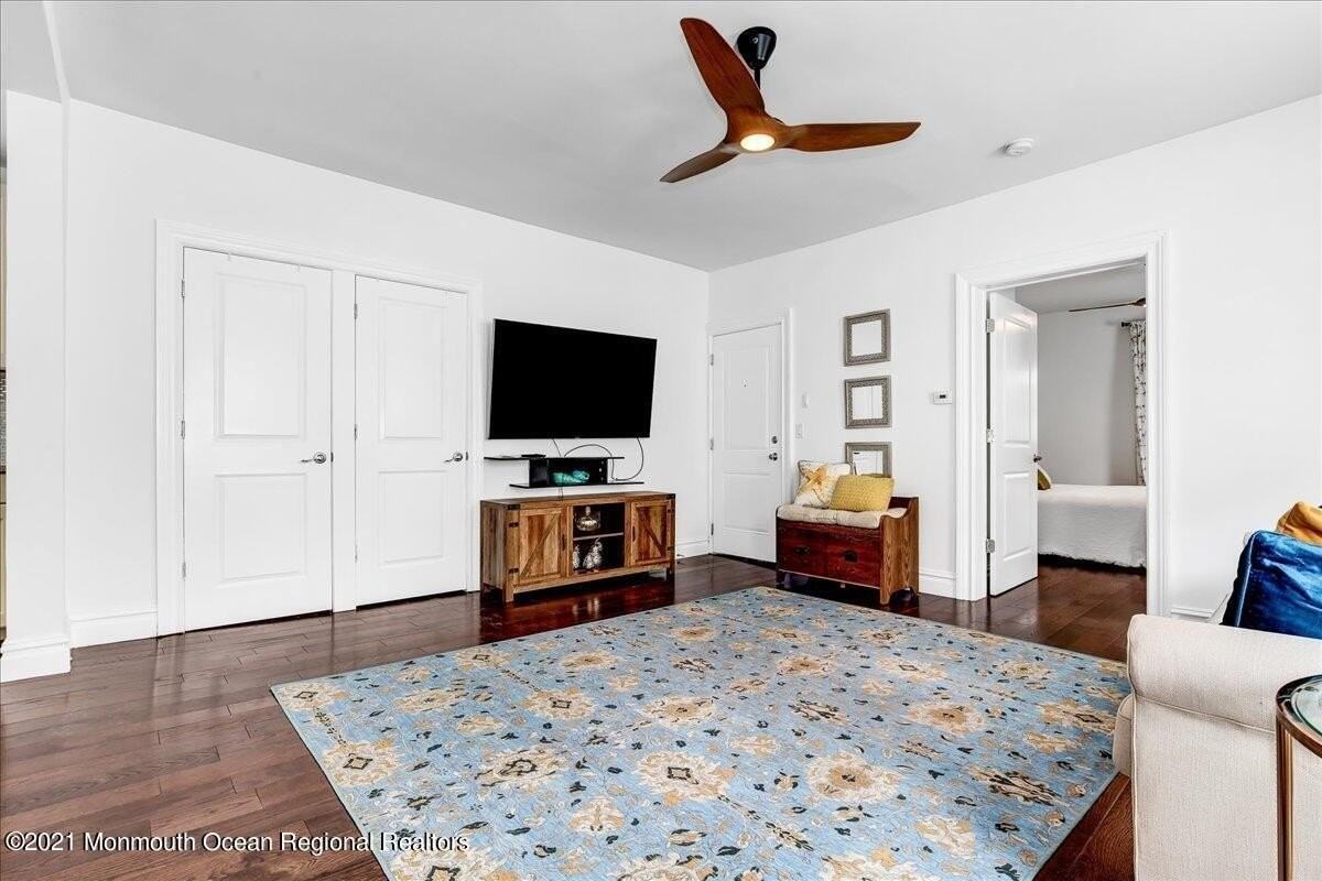 506 Ludlow Ave - Photo 7 of 34