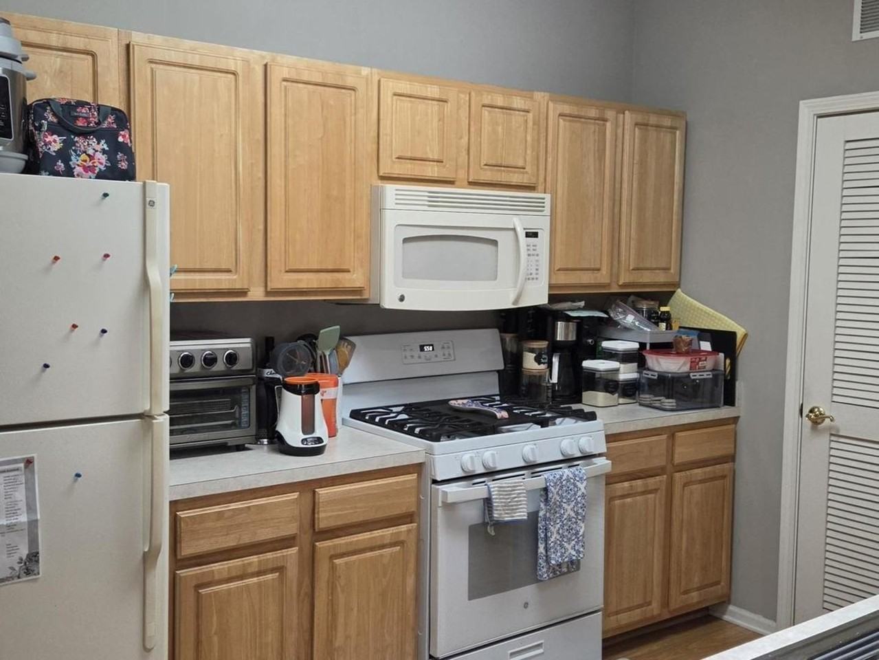 1259 W Lake St #206 - Photo 2 of 13