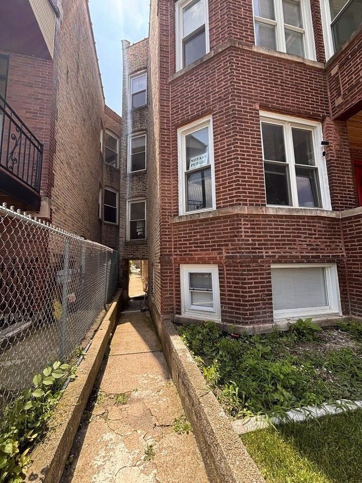 3233 W Cortez St #GDN - Photo 2 of 20
