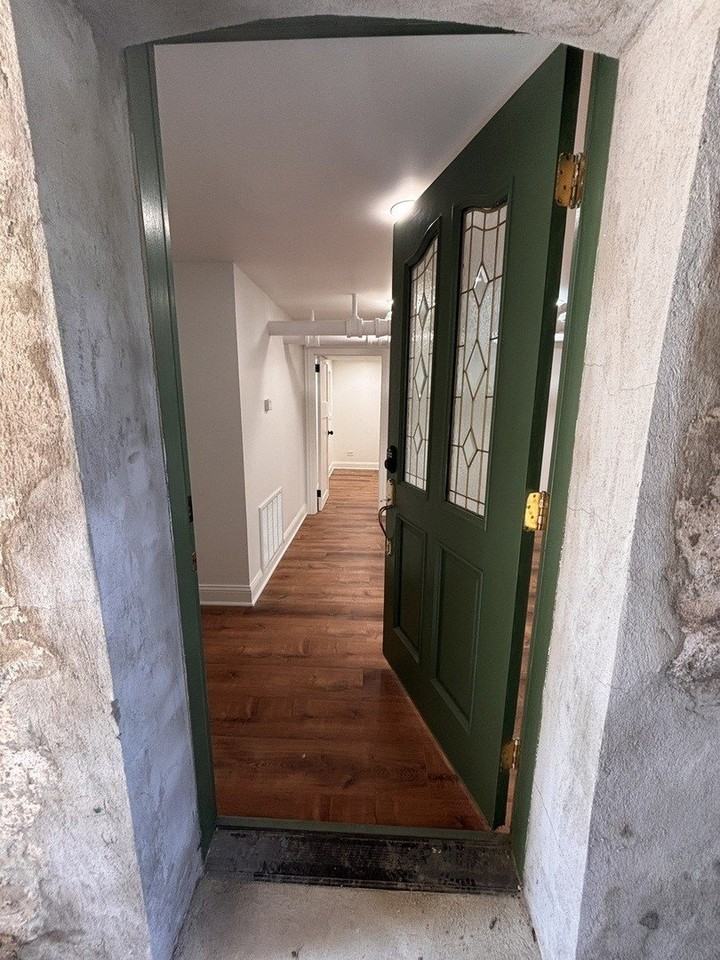 3233 W Cortez St #GDN - Photo 3 of 20