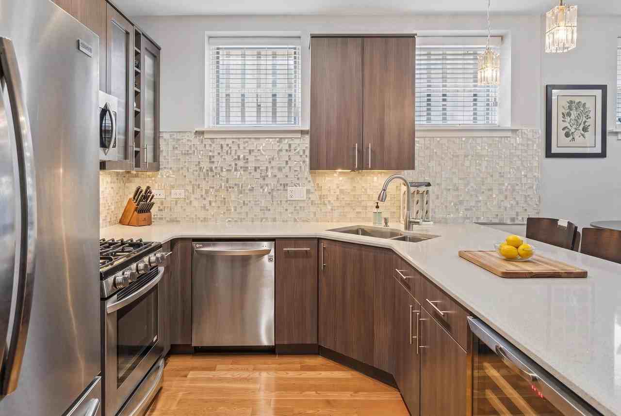 4303 N Kenmore Ave #1S - Photo 5 of 14