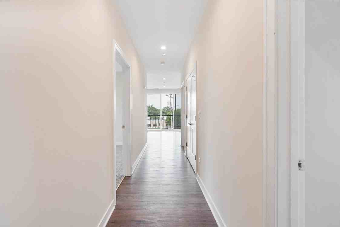 246 Green Bay Rd #404 - Photo 5 of 13