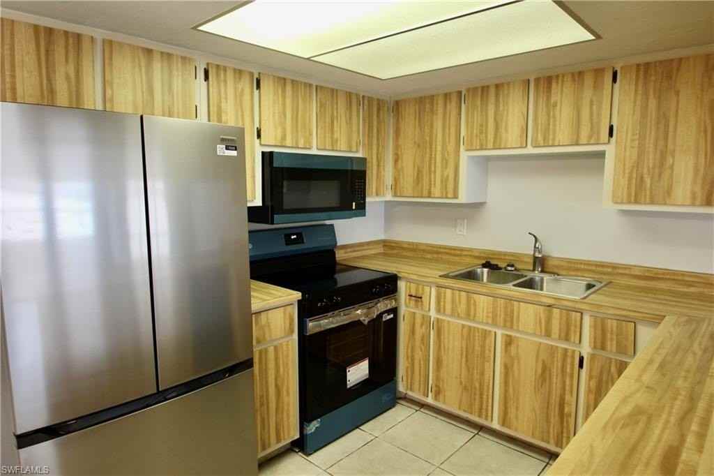 3808 Se 11th Ave #A - Photo 7 of 22