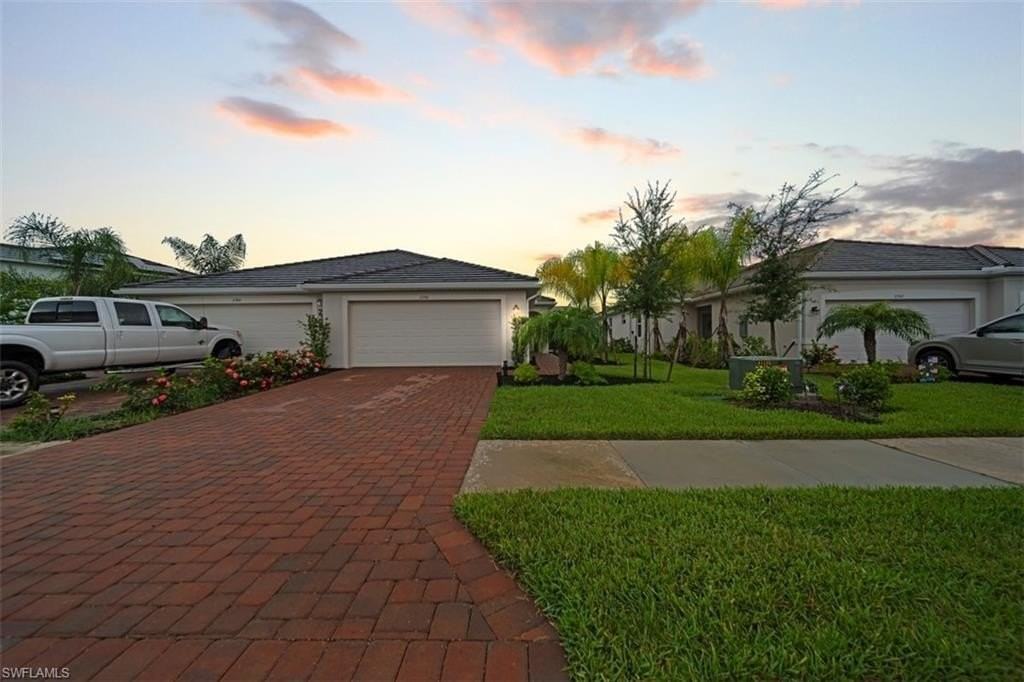 2356 Dragonfruit Way - Photo 2 of 48