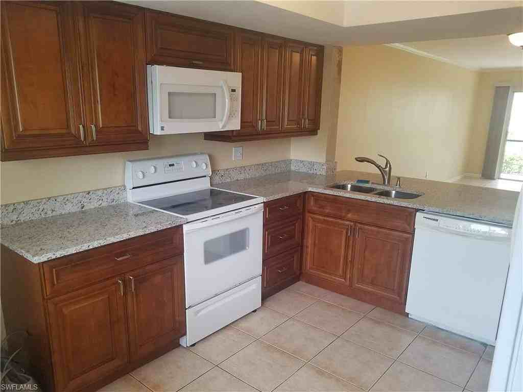 5697 Rattlesnake Hammock Rd #101C - Photo 7 of 24