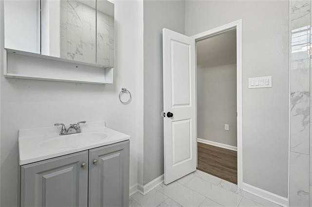 3211 Baronne St - Photo 6 of 12