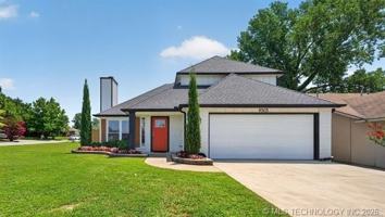featured image of 9303 S 66th East Ave