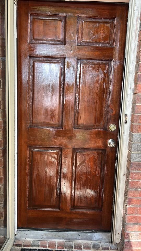 550 Village Green Dr - Photo 6 of 11