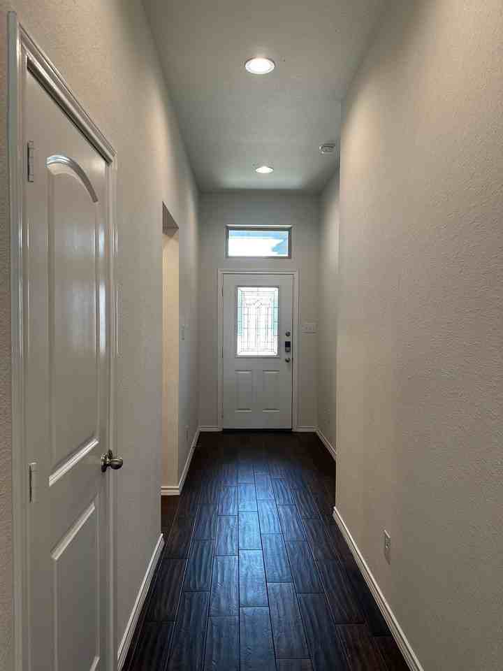 3112 Montego Bay Ln - Photo 7 of 17