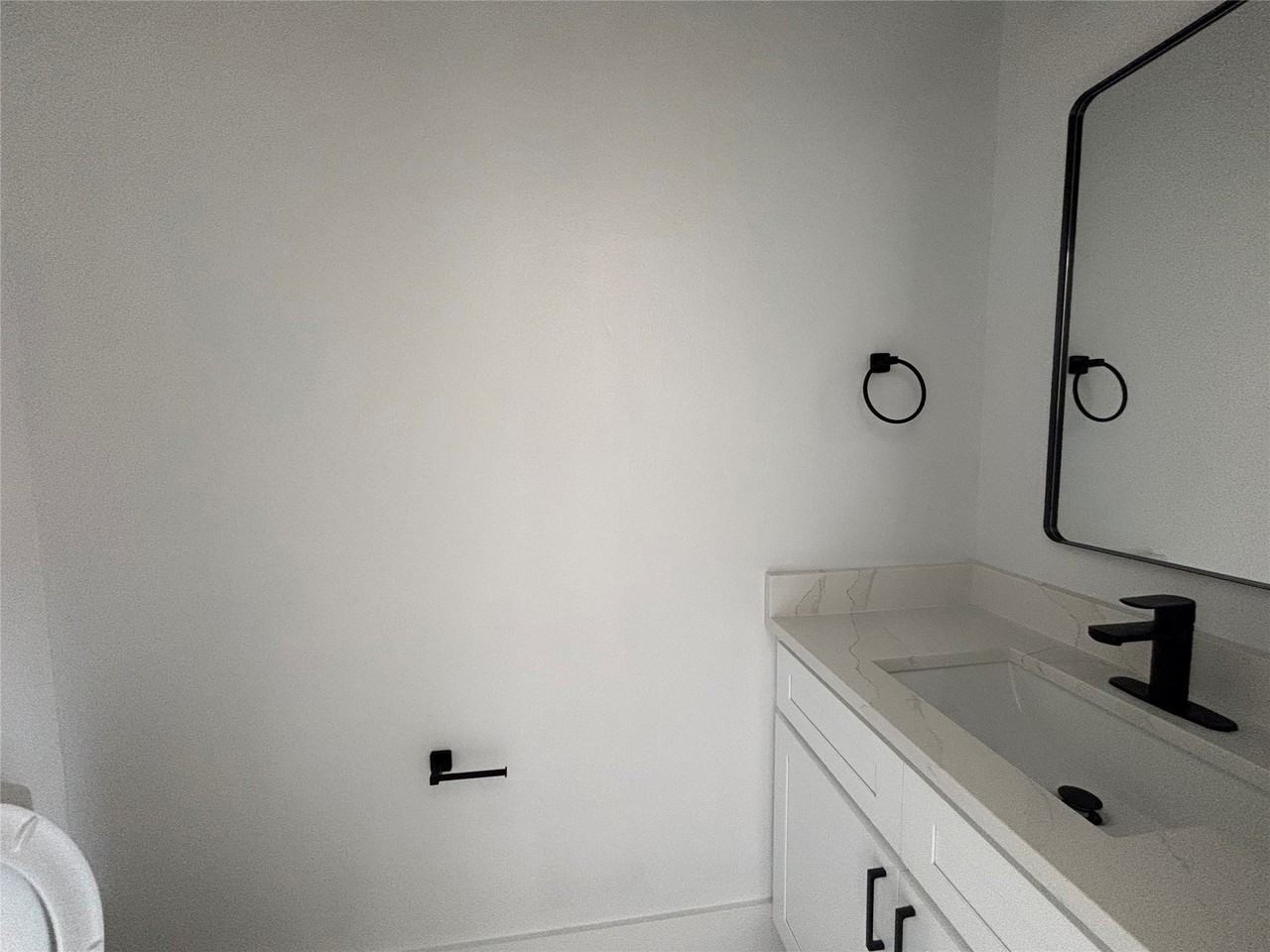 4444 Fatima Dr - Photo 3 of 27