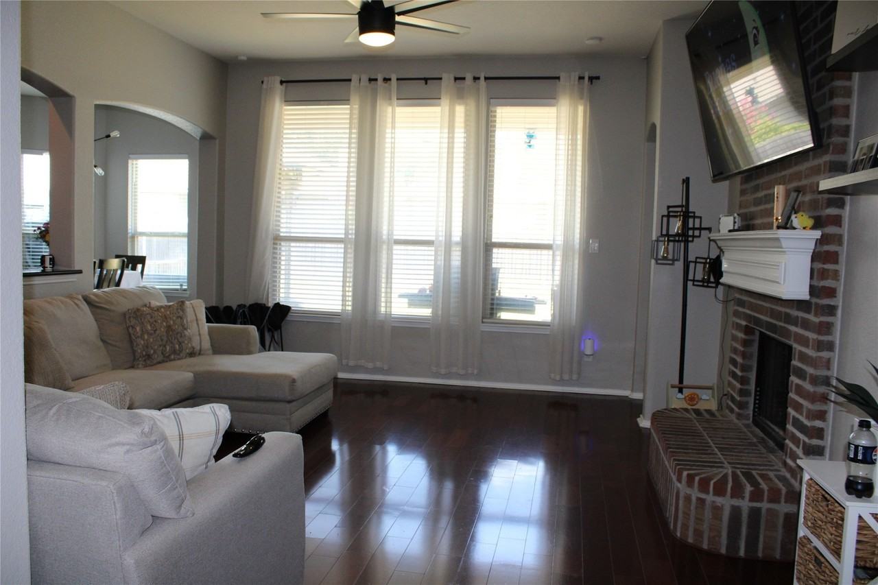 7537 Fresh Springs Rd - Photo 5 of 26
