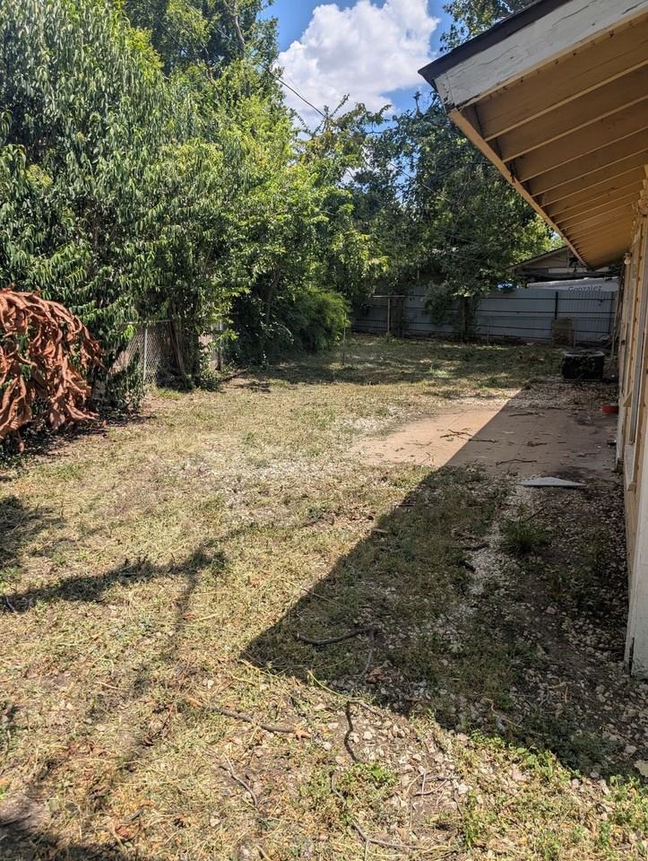 5417 Mcconnell Dr - Photo 4 of 13
