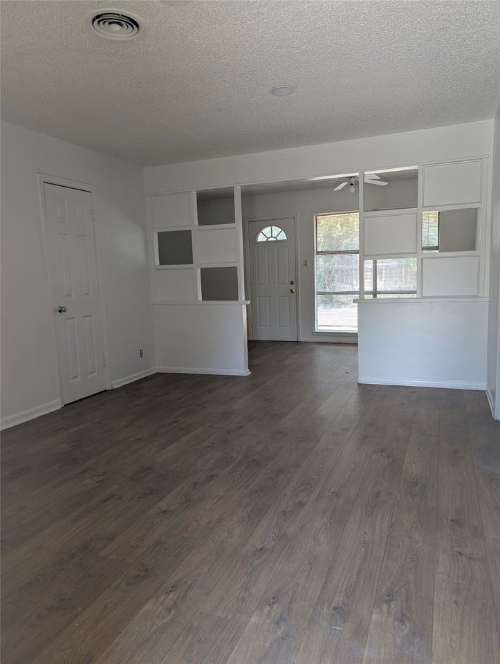 5417 Mcconnell Dr - Photo 5 of 13