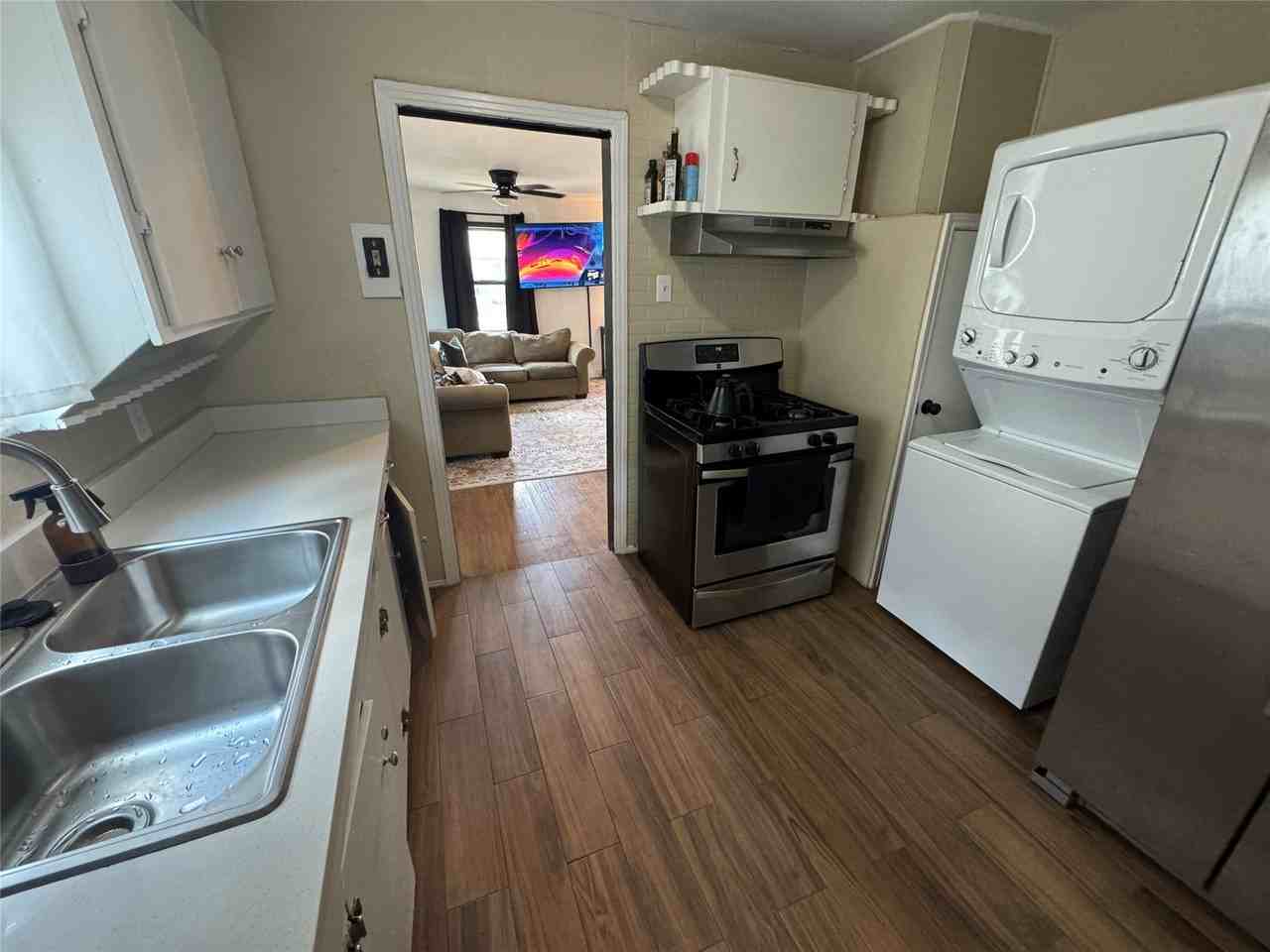 2454 Lea Crest Dr - Photo 6 of 19