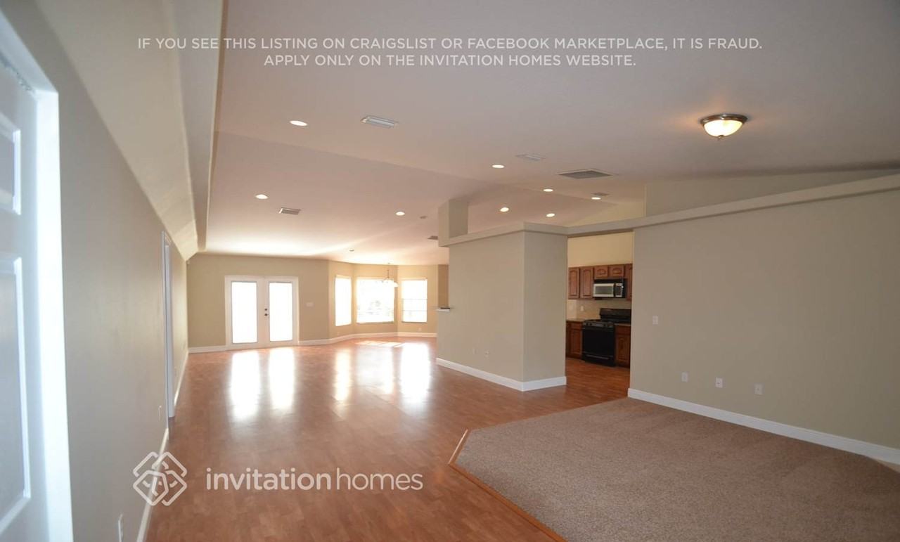 2681 Shady Ave - Photo 2 of 11