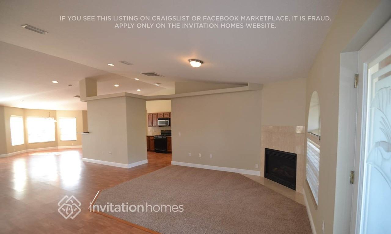 2681 Shady Ave - Photo 3 of 11