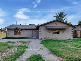 6008 N 61st Dr - Photo 1 of 1