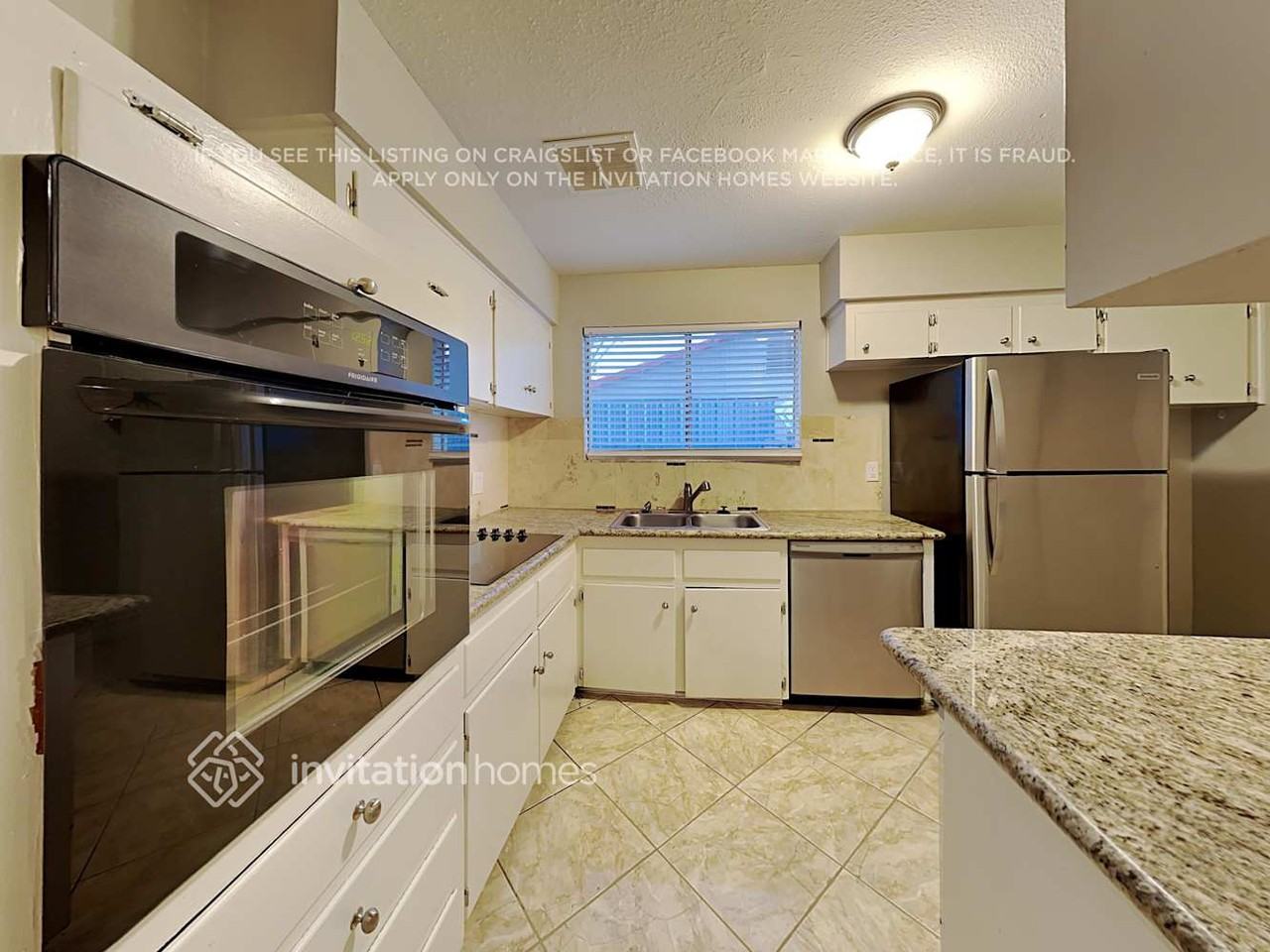 6008 N 61st Dr - Photo 6 of 18