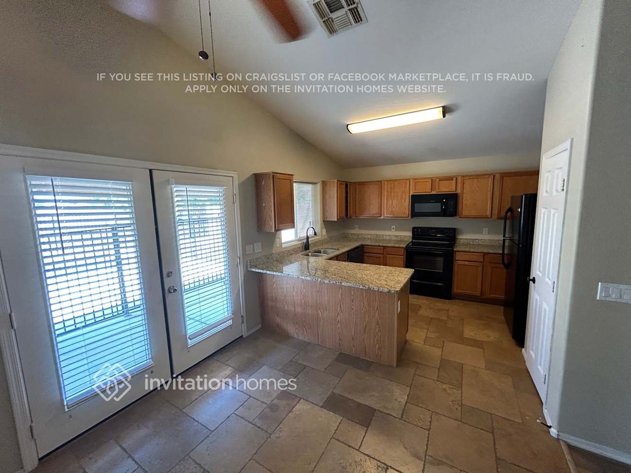 1628 W Minton St - Photo 6 of 21