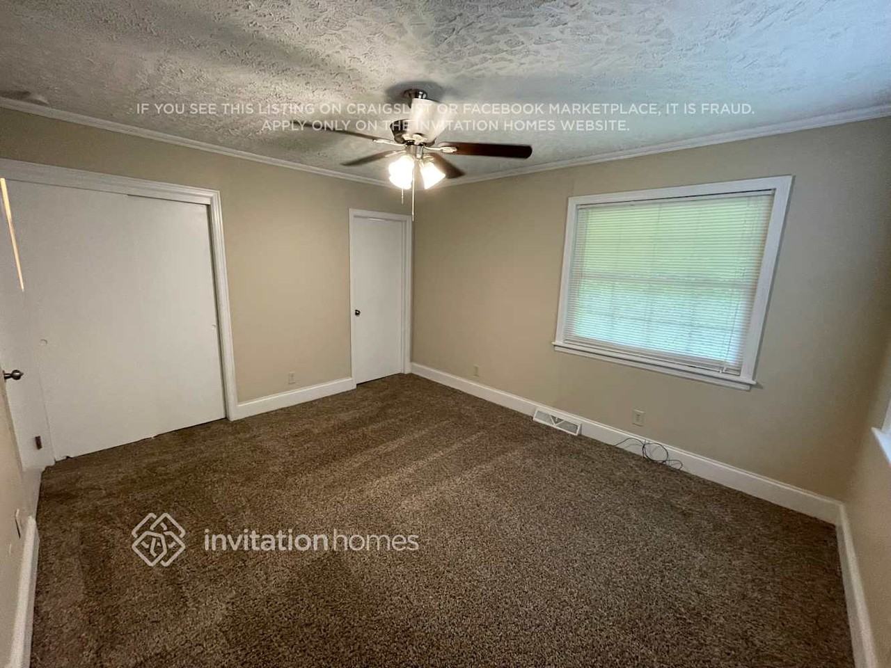 208 N Milford Dr - Photo 5 of 9