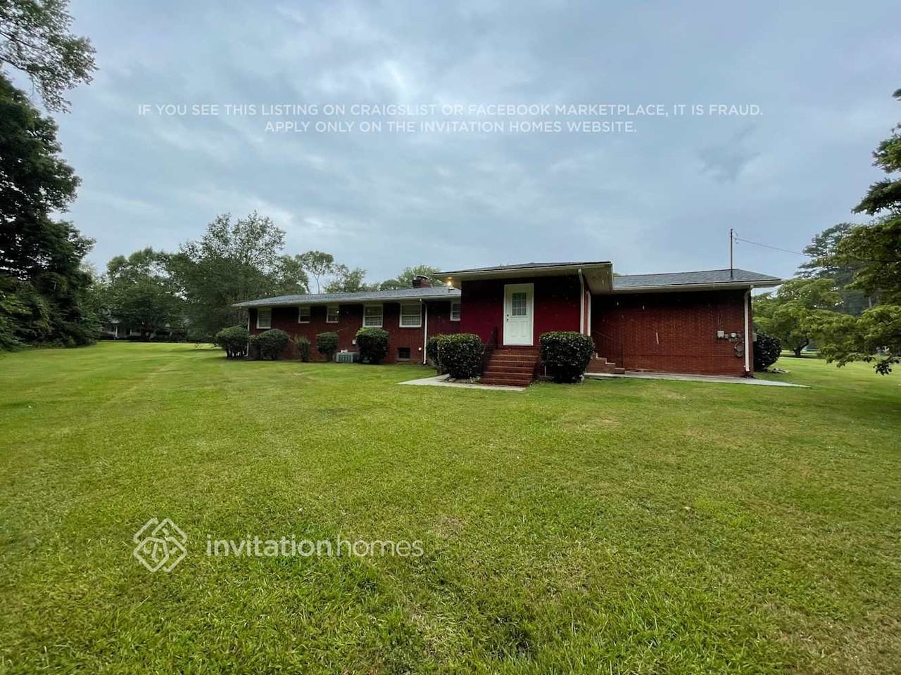 208 N Milford Dr - Photo 7 of 8