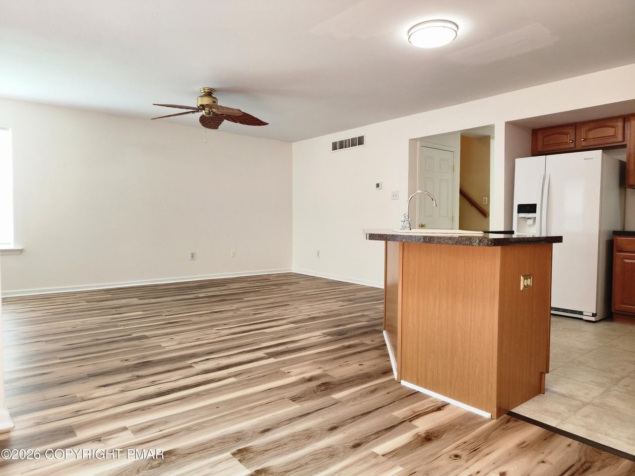 7225 Blushingwood Grv - Photo 4 of 41