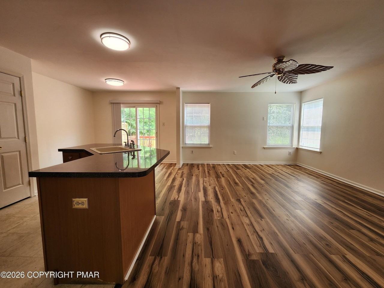 7225 Blushingwood Grv - Photo 6 of 41