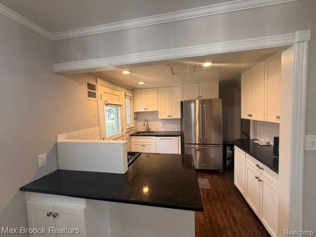 1682 Graefield Rd - Photo 5 of 12