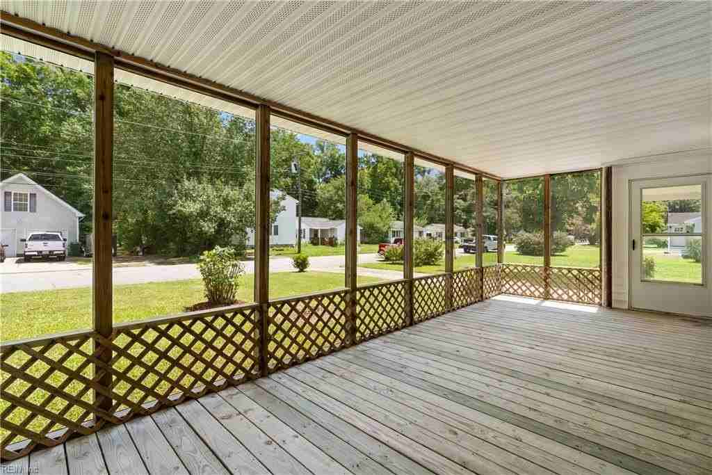 113 Palmyra Dr - Photo 2 of 37