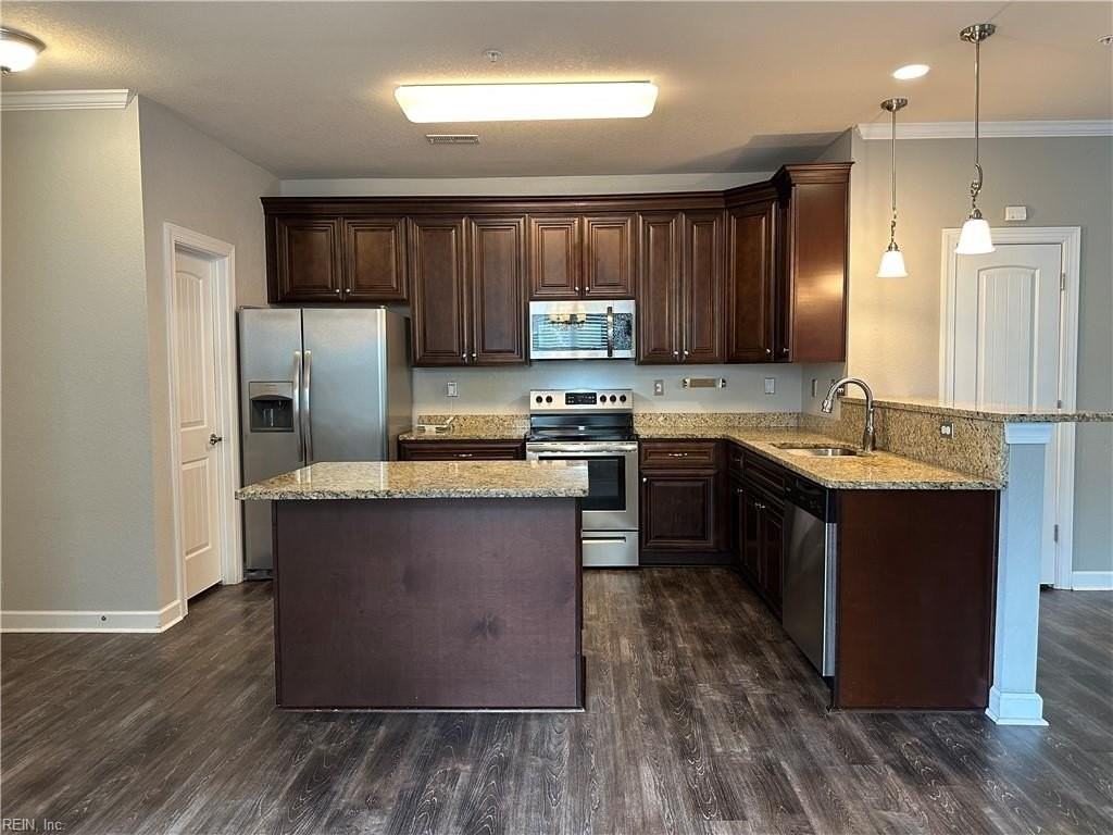 700 Albertine Ct - Photo 6 of 30