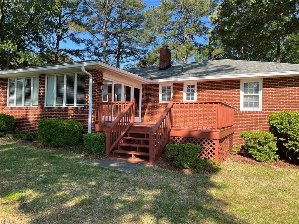 5028 Bay Cir - Photo 2 of 24