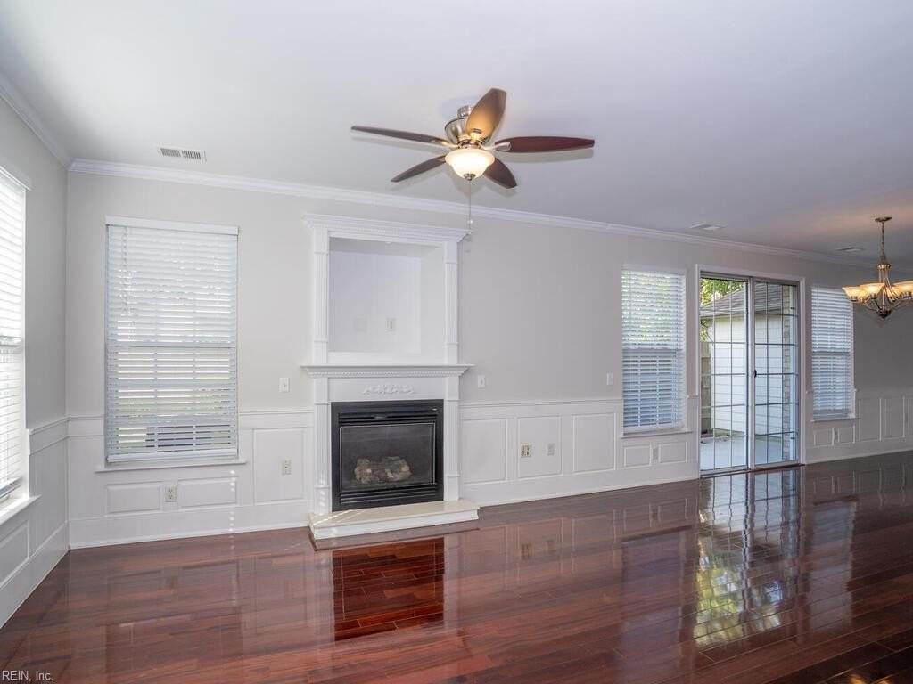 2028 Smallbrooke Ct - Photo 4 of 22