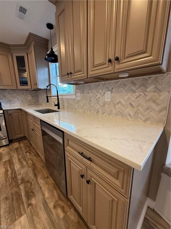 513 Sydenham Blvd - Photo 3 of 22