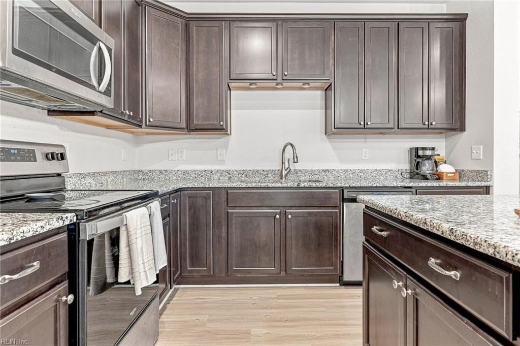 640 Revival Ln - Photo 6 of 35