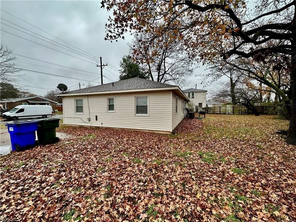324 Naval Base Rd #B - Photo 2 of 16