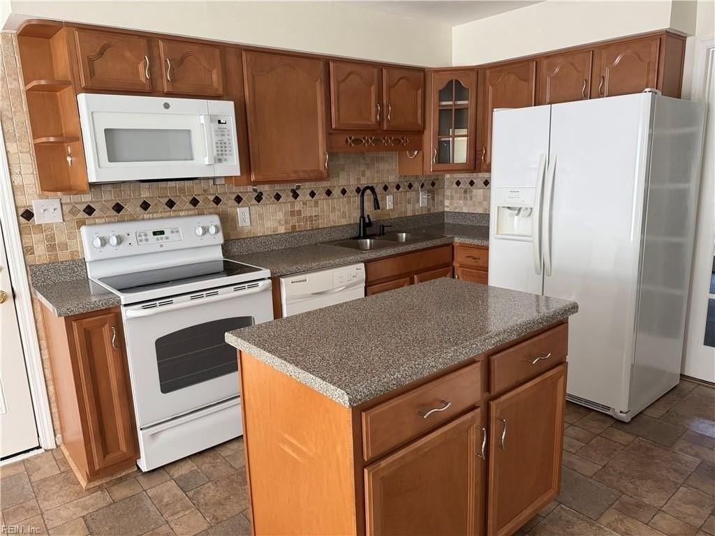3339 Dietz Dr - Photo 4 of 13