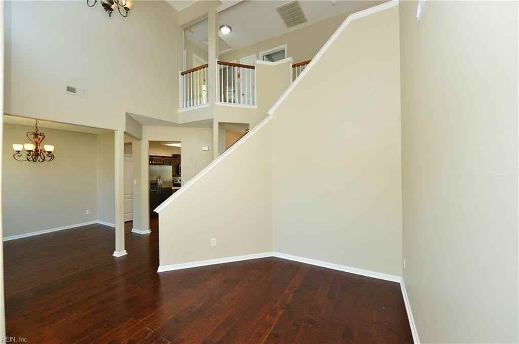 517 Whisper Walk - Photo 3 of 29