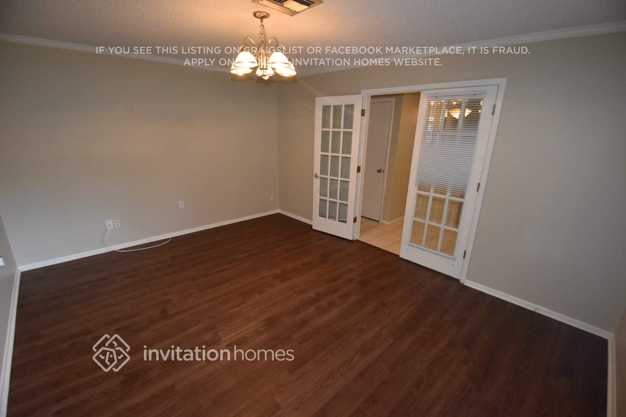 11840 69th Way - Photo 3 of 17