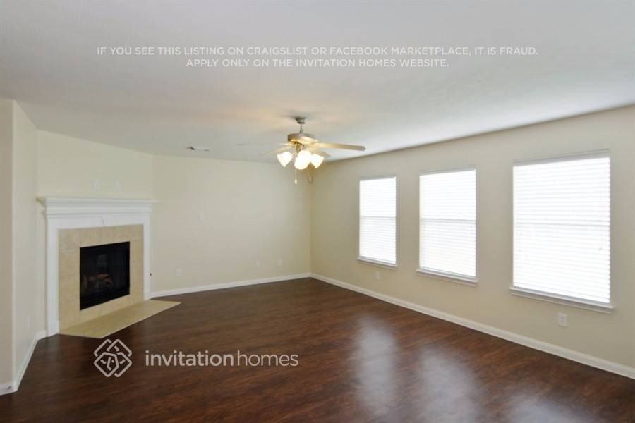 16114 Majestic Glen Ln - Photo 5 of 20